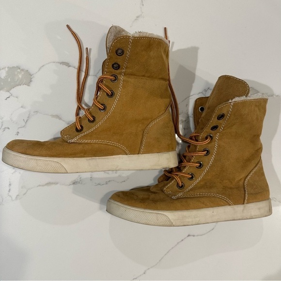 Mudd Faux Fur Suede Tan Foldover Hi Top Sneaker Booties 90’s Y2K Women’s Size 8 - Picture 8 of 13